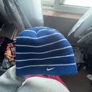 Nike vintage beanie